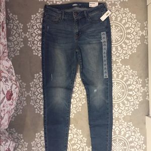 Cute Old Navy Rockstar Jeans